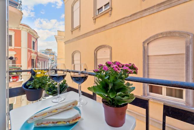 Hometolove Marina Cagliari Exteriör bild